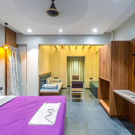 Hotel Vrindavan Deluxe Kolhapur Extérieur photo