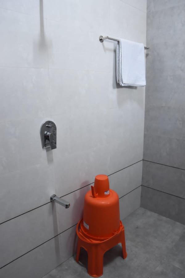 Hotel Vrindavan Deluxe Kolhapur Extérieur photo