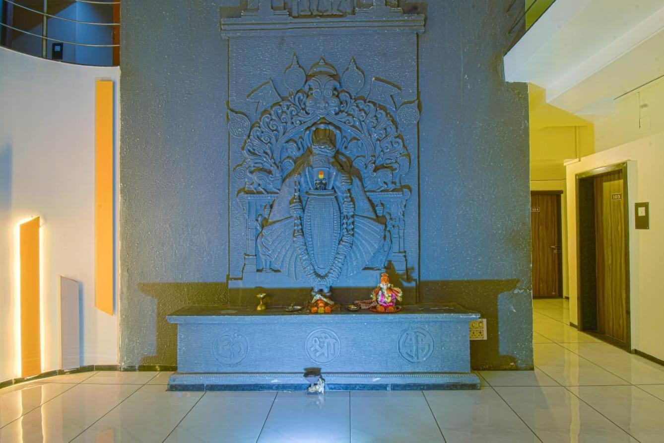 Hotel Vrindavan Deluxe Kolhapur Extérieur photo